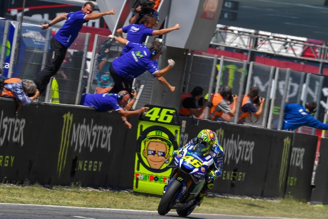 rossi_4913_0.gallery_full_top_fullscreen (Custom)