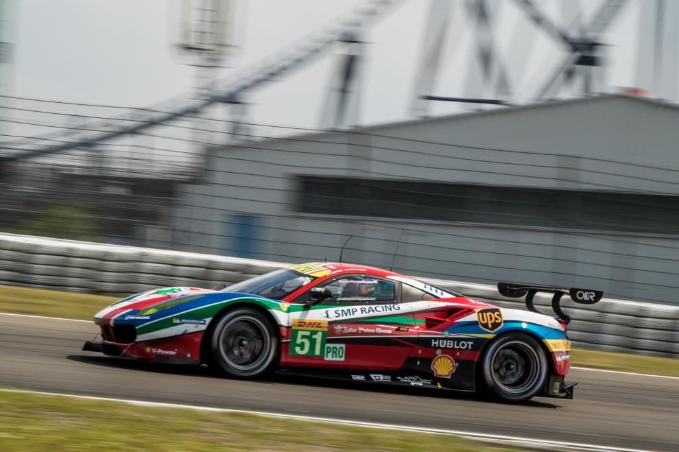 ferrari 488 nurburgring