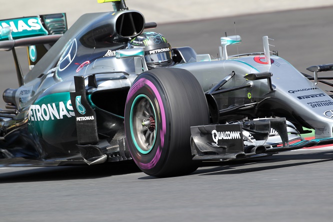 F1 | Red Bull Ring: la pioggia scombina tutto, ma Mercedes vola