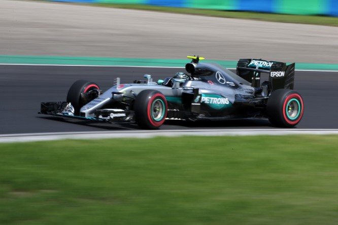 F1 | Rosberg allontana le polemiche: “Ho alzato il piede e perso molto tempo”