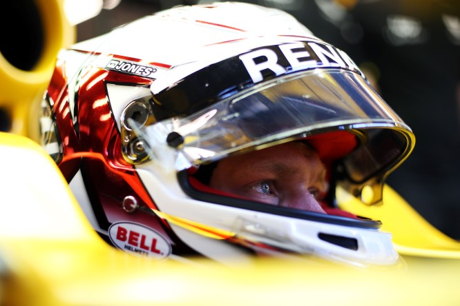 F1 | La FIA indaga sul distacco del poggiatesta sull’auto di Magnussen