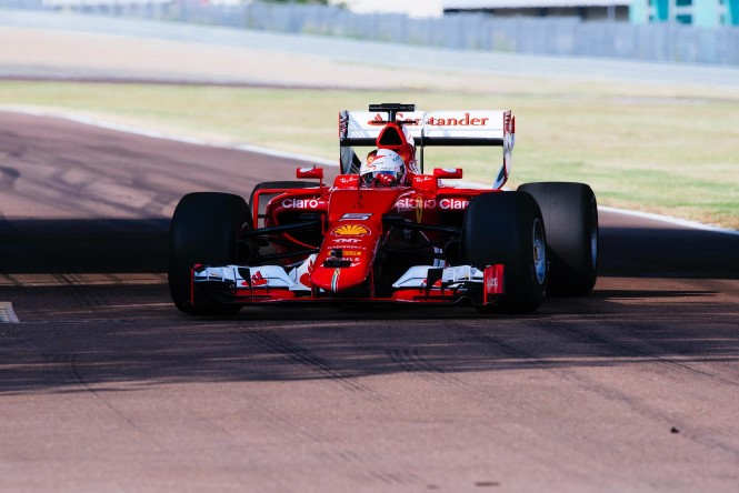 F1 | Pirelli: le prime immagini dei test con Ferrari