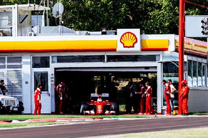 Vettel test Pirelli Fiorano 4