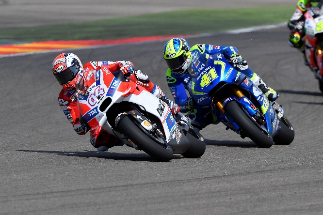 andrea-dovizioso-race-aragon-2016_1