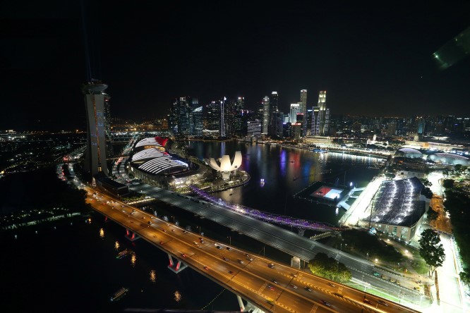 F1 | Singapore, i fans vogliono tenere la gara