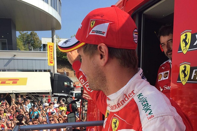 Vettel accende il pubblico di Hockenheim ai Ferrari Racing Days