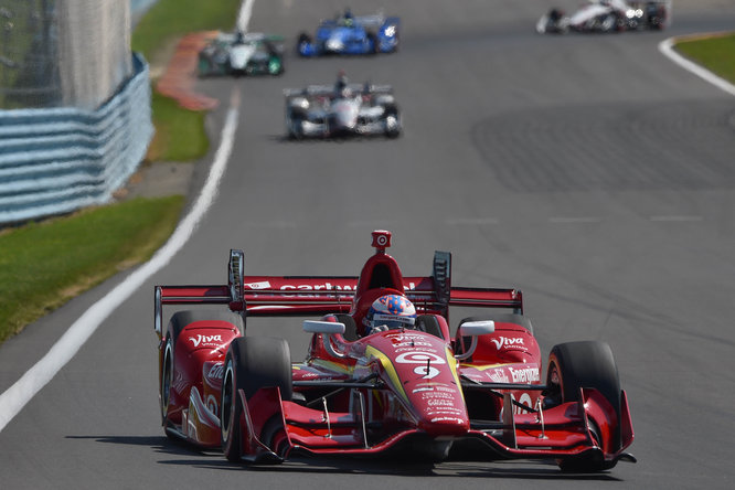 Indycar | Watkins Glen, Gara: Dixon domina, Power a muro