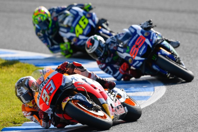 46-valentino-rossi-ita-93-marc-marquez-esp-99-jorge-lorenzo-esp_die1508-gallery_full_top_fullscreen-custom