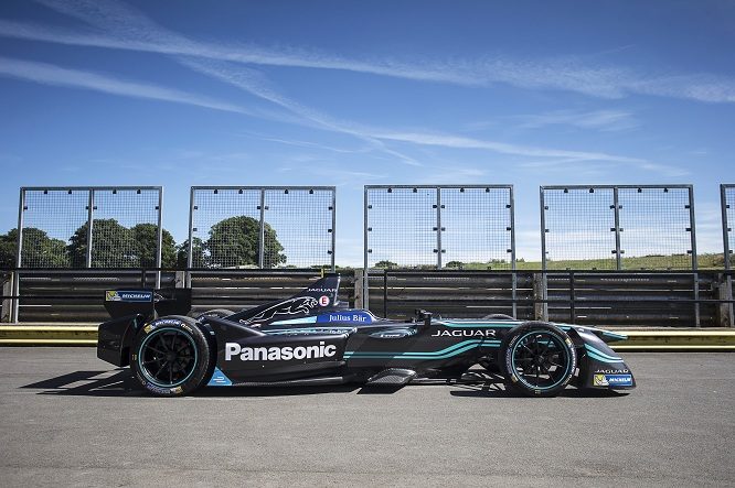 formula-e-jaguar-2016_17-4