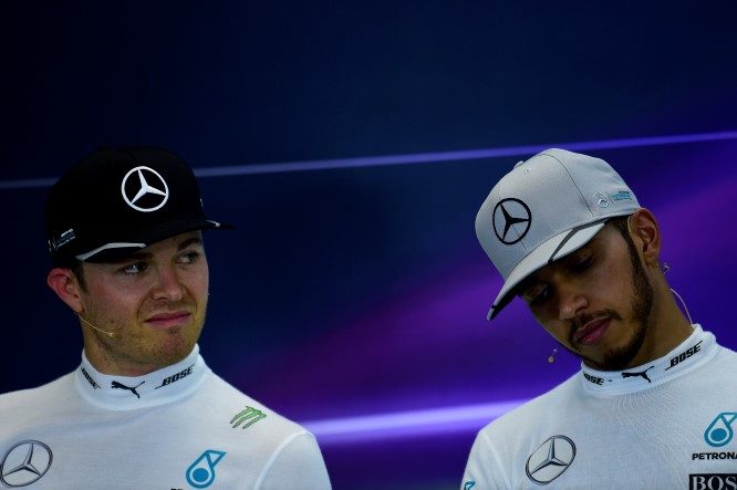 La previsione di Rosberg: “Nel 2018 vincerà Hamilton”