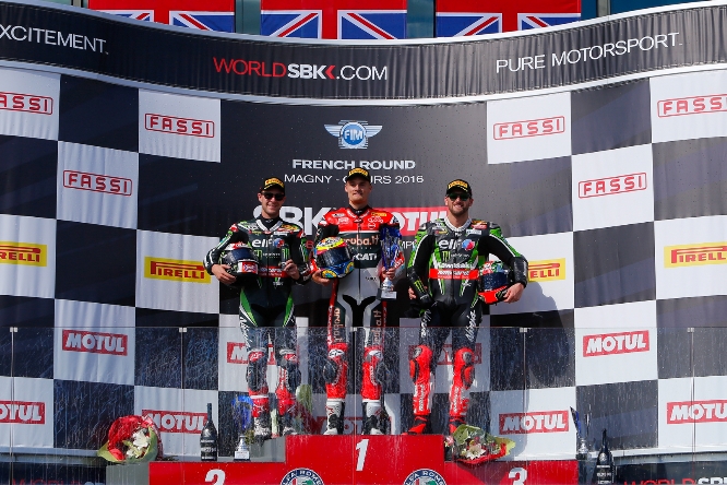 podio-gara-2-magny-cours-wsbk-2016