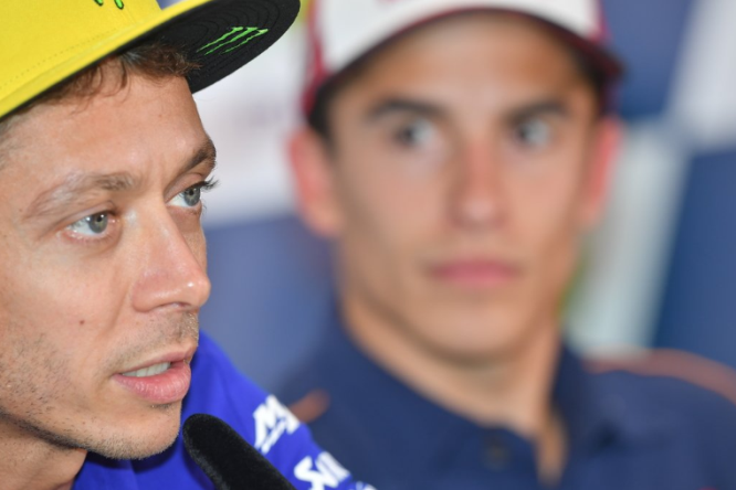 MotoGP | Rossi e Marquez insieme nella conferenza stampa di Le Mans