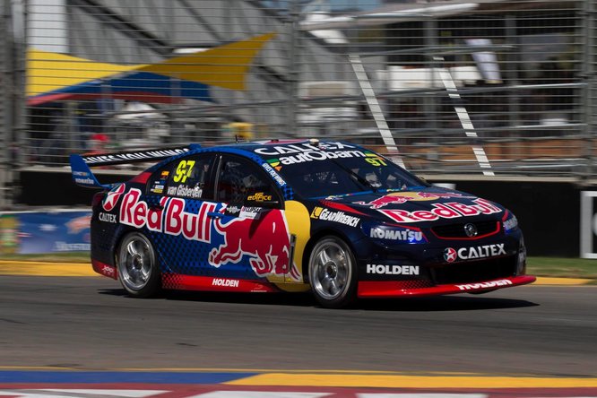 V8 Supercars | Surfers Paradise, Gare: Van Gisbergen sempre più leader