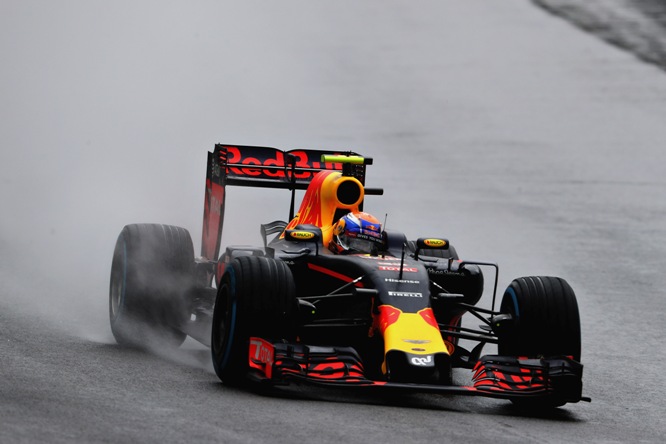 F1 | Ecclestone: “Verstappen più bravo degli altri ad andare al limite”