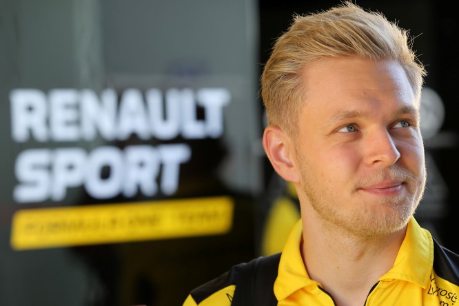 F1 | Magnussen: &#8220;Sì ai rifornimenti in pista, no ai track limits&#8221;