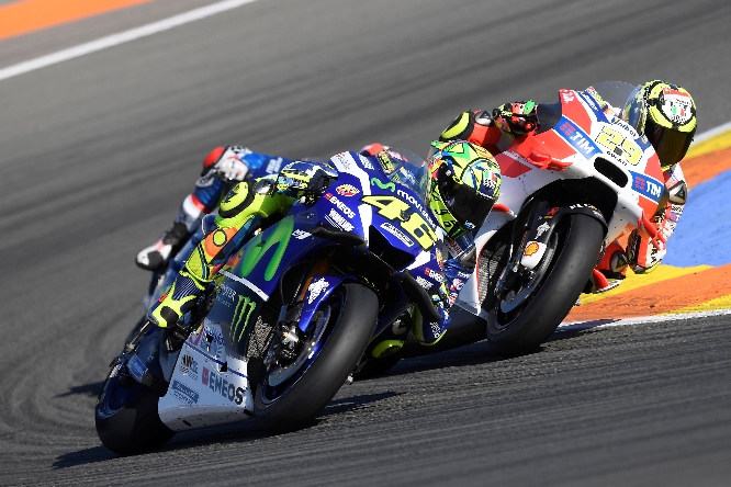 rossi-iannone-valencia-2016