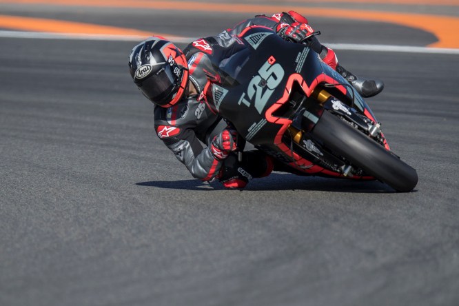 vinales-test-valencia-2016