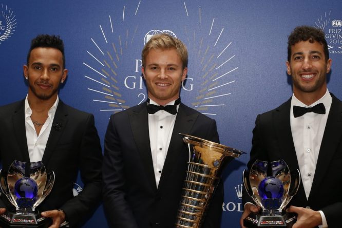 fia-prize-2016-hamilton-rosberg-ricciardo