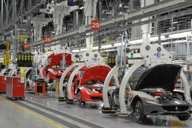 Ferrari Maranello produzione auto