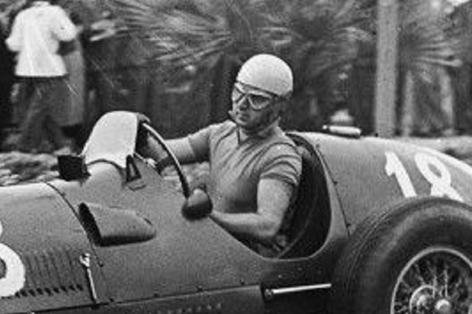 Ascari_Ferrari_375_Sanremo_1951_2