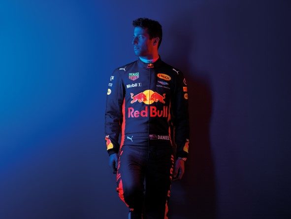 F1 | Le tute Red Bull 2017 – FOTO