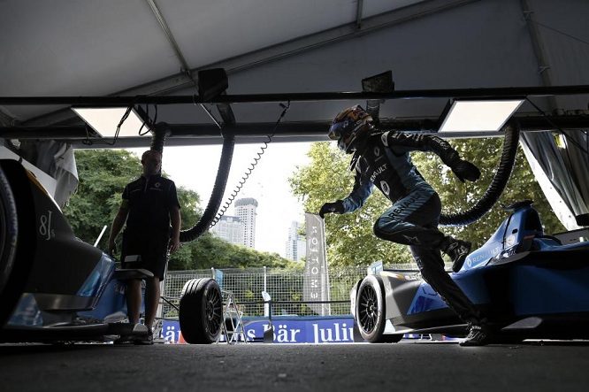 Pit Stop Renault Buemi ePrix Buenos Aires Formula E 2017