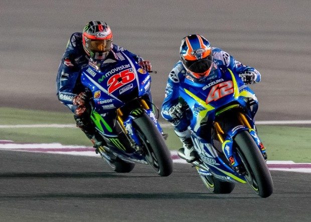 25-maverick-vinales-esp-42-alex-rins-espdsc_6156.gallery_full_top_lg (Custom)