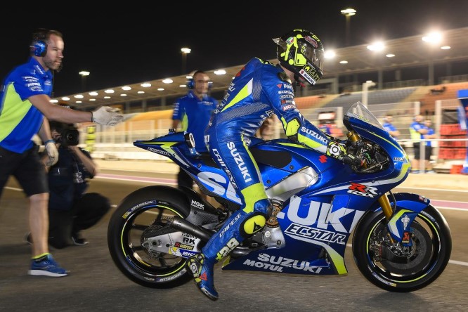 29-andrea-iannone-itab45240c2-ae1f-4bc9-aef7-f9918aeb2fd8.gallery_full_top_lg (Custom)