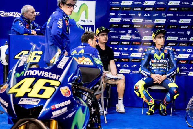 46-valentino-rossi-itadsc_5924.gallery_full_top_lg (Custom)