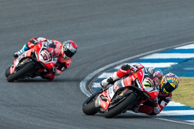 WSBK | Ducati: Davies secondo, per Melandri podio sfumato