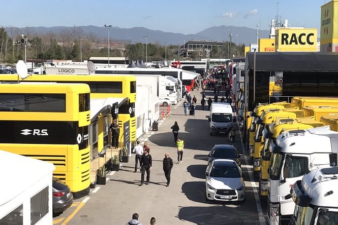 Paddock Barcellona 2017 test