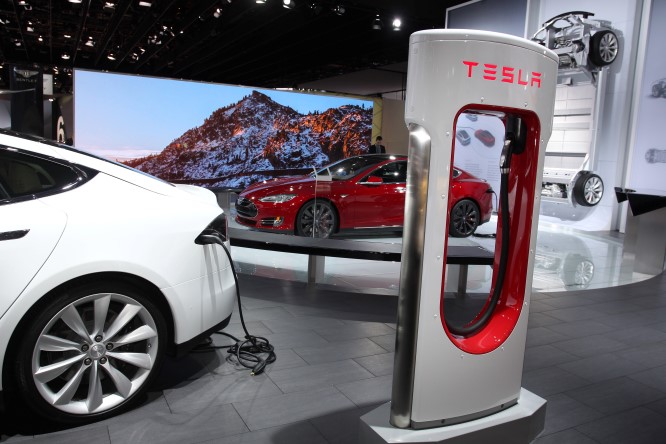 Cina: due miliardi di dollari per il 5% Tesla