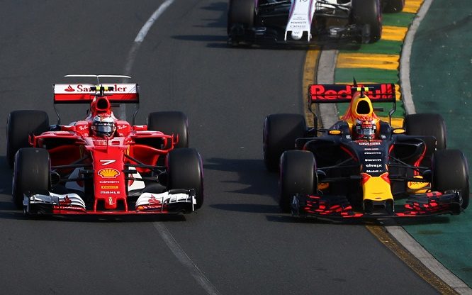 Raikkonen Verstappen GP Australia 2017