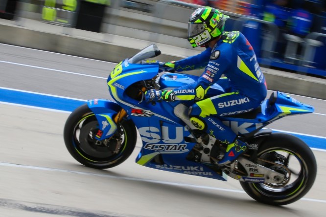 29-andrea-iannone-itabl2_0457.gallery_full_top_lg (Custom)