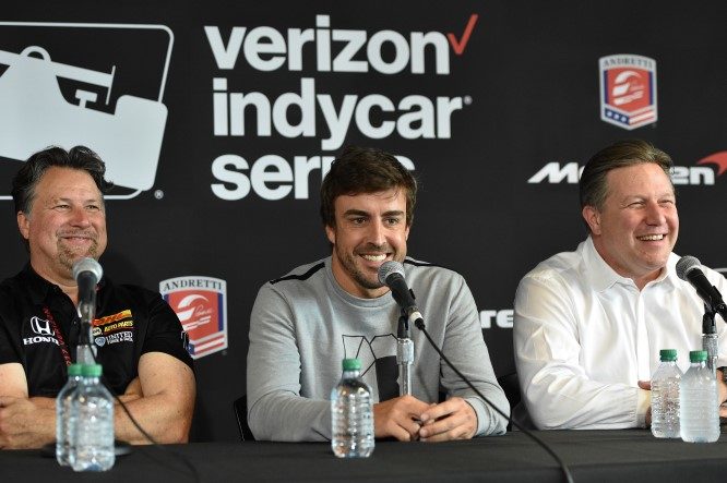 IndyCar2017_Barber_Alonso 3
