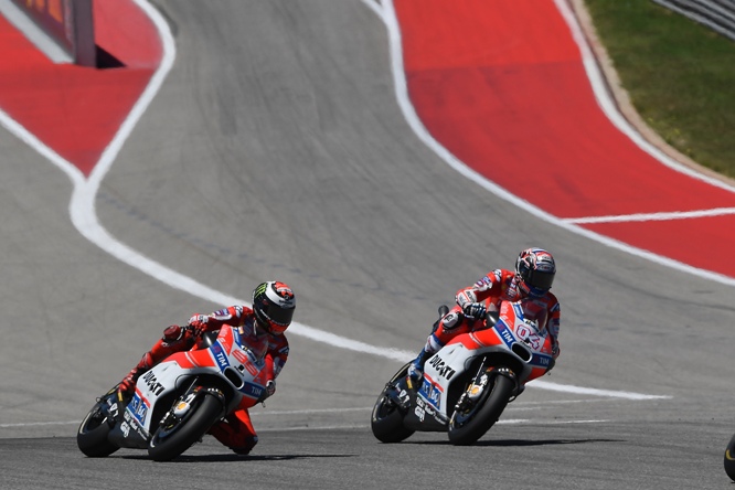 Lorenzo Dovizioso Austin 2017