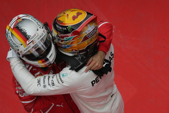 Vettel Hamilton Chinese Grand Prix, Shanghai 06 - 09 April 2017