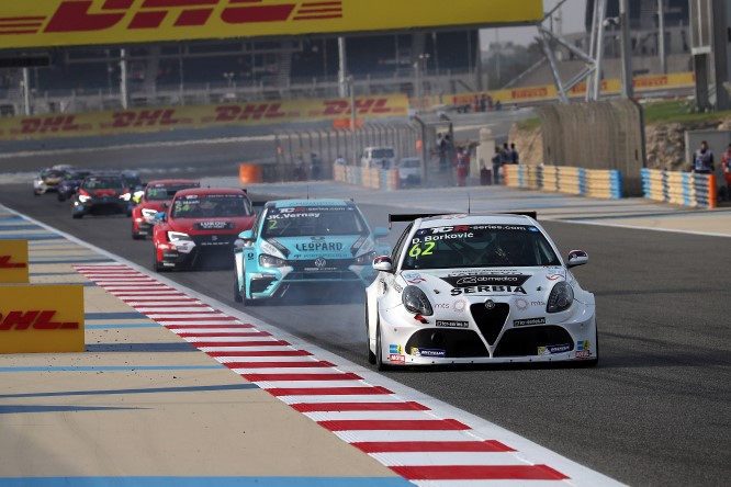 TCR | Bahrain, Gara-2: festa Alfa con Borkovic – VIDEO