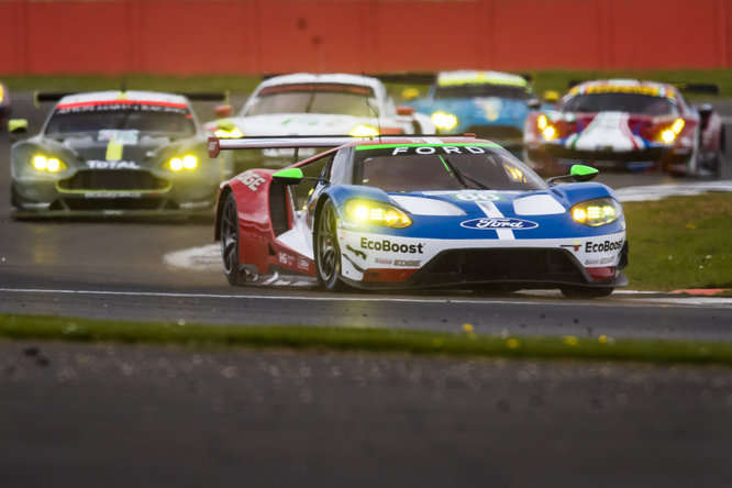 rsz_ford_gt_silverstone