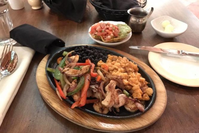 Saiu Route 66 Fajitas