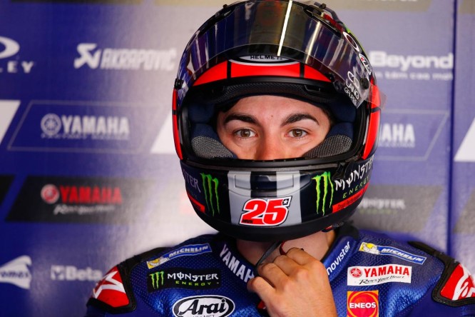 25-maverick-vinales-esp12599_gpjerez_motogp_ambience.gallery_full_top_lg (Custom)