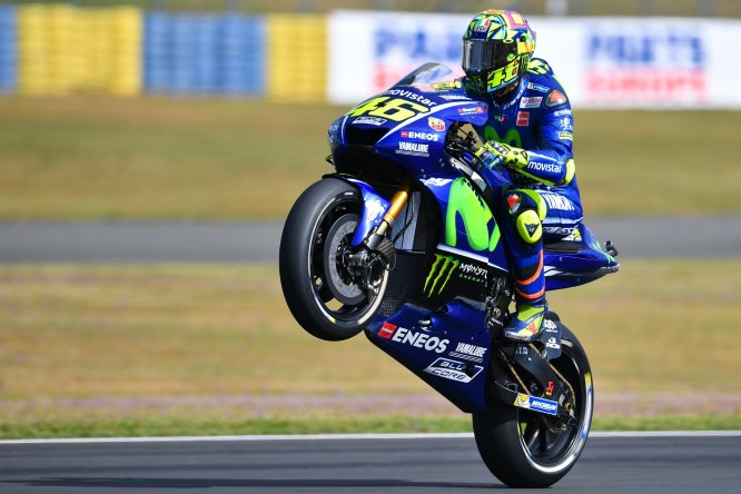 46-valentino-rossi-italg5_3147.gallery_full_top_fullscreen (Custom)