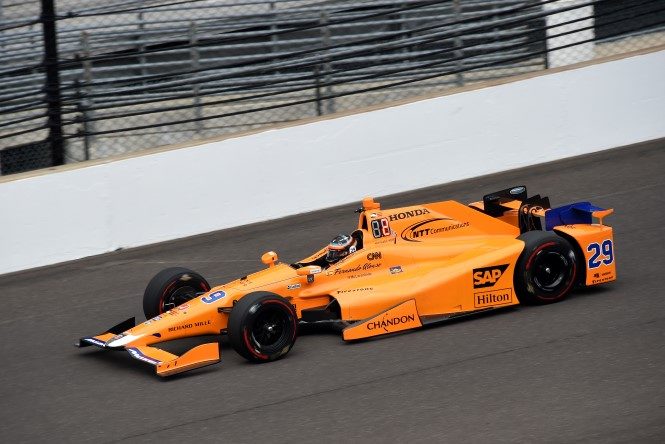 IndyCar2017_Indy500_Fast Friday_Alonso-3