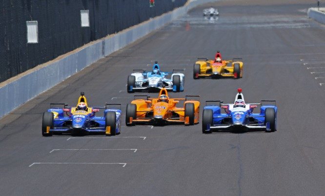 IndyCar2017_Indy500_Free Practice 8_Alonso-Rossi-Sato