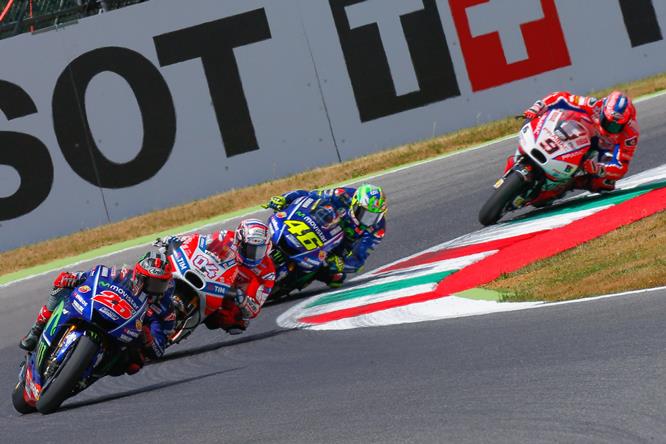 04-andrea-dovizioso-ita-25-maverick-vinales-esp-46-valentino-rossi-ita12162_gpmugello_motogp_action.gallery_full_top_fullscreen