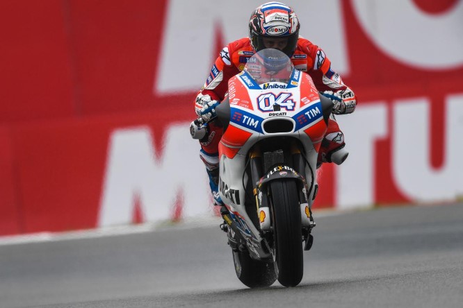 04-andrea-dovizioso-itadsc_7935.gallery_full_top_lg (Custom)