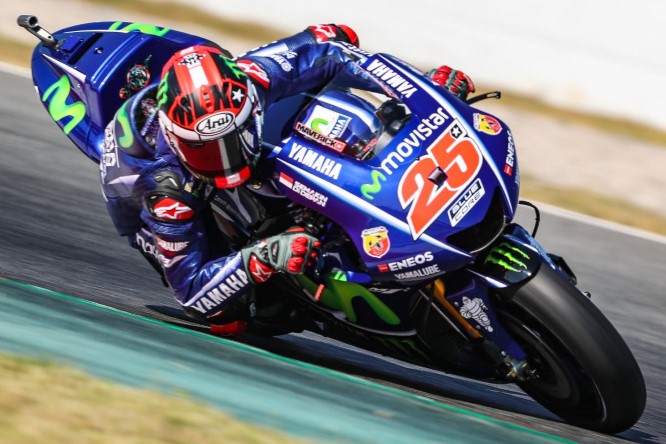 25-maverick-vinales-espb77i7416.gallery_full_top_lg (Custom)