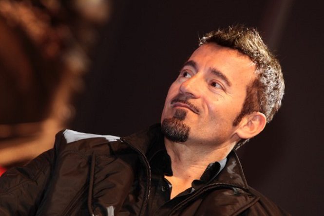 Biaggi si complimenta con Rossi per il rinnovo: “Eroico”