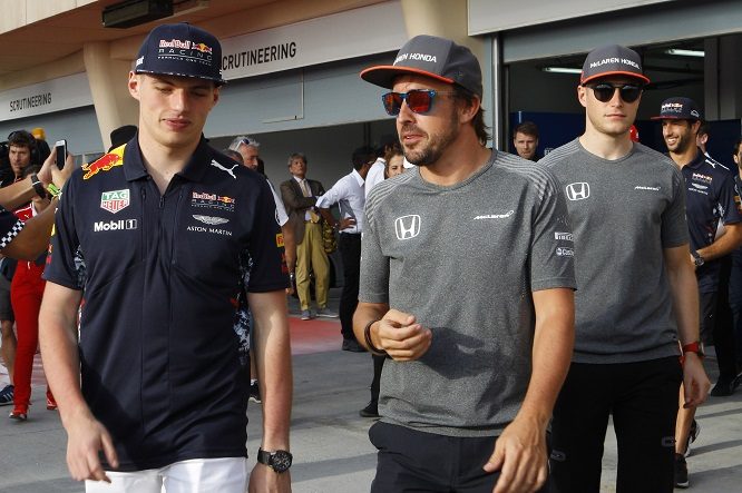 Verstappen, parole dolci per Alonso