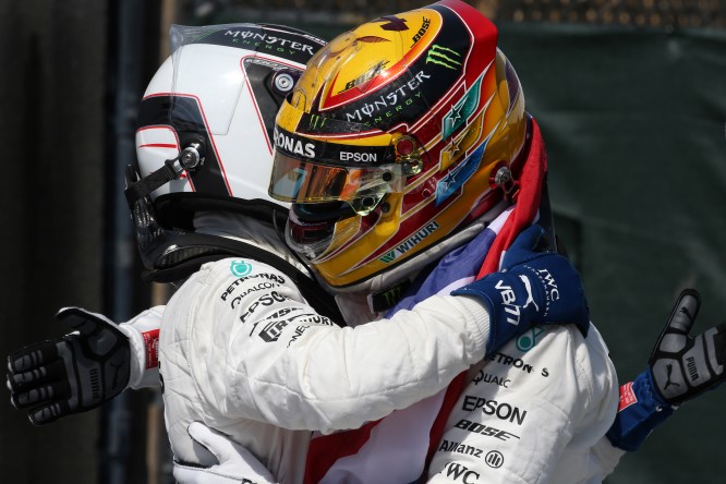 F1 | Hamilton, luna di miele con Bottas: “Con Valtteri è diverso”